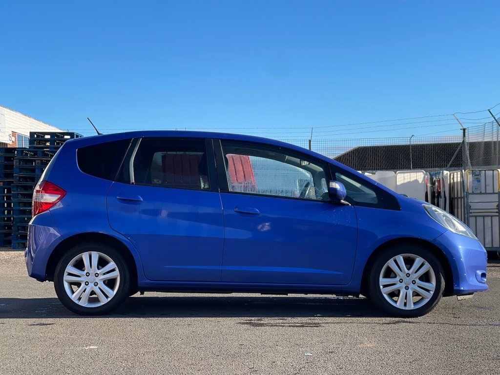 Used Honda Jazz 2013 for sale - 77056443: Photo 8