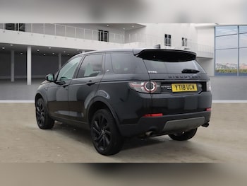 Used Land Rover Discovery Sport 2018 for sale - 76168515: Photo 3