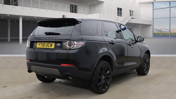 Used Land Rover Discovery Sport 2018 for sale - 76168515: Photo 4