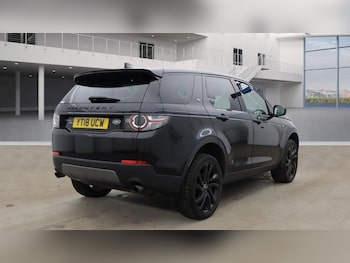 Used Land Rover Discovery Sport 2018 for sale - 76168515: Photo 4