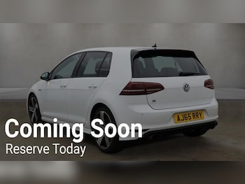 Used Volkswagen Golf 2015 for sale - 77539684: Photo