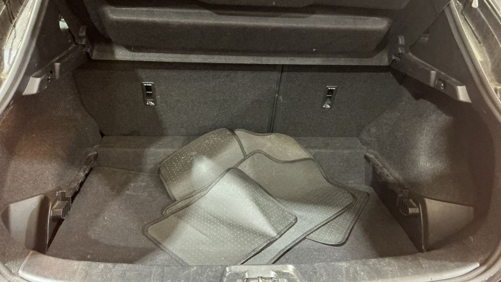 Used Nissan Qashqai 2017 for sale - 77897601: Photo 13