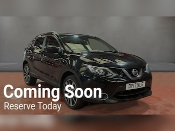 Used Nissan Qashqai 2017 for sale - 77897601: Photo