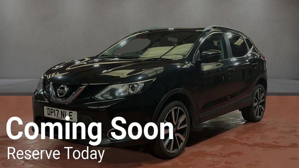 Used Nissan Qashqai 2017 for sale - 77897601: Photo 2