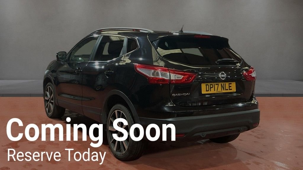 Used Nissan Qashqai 2017 for sale - 77897601: Photo 3