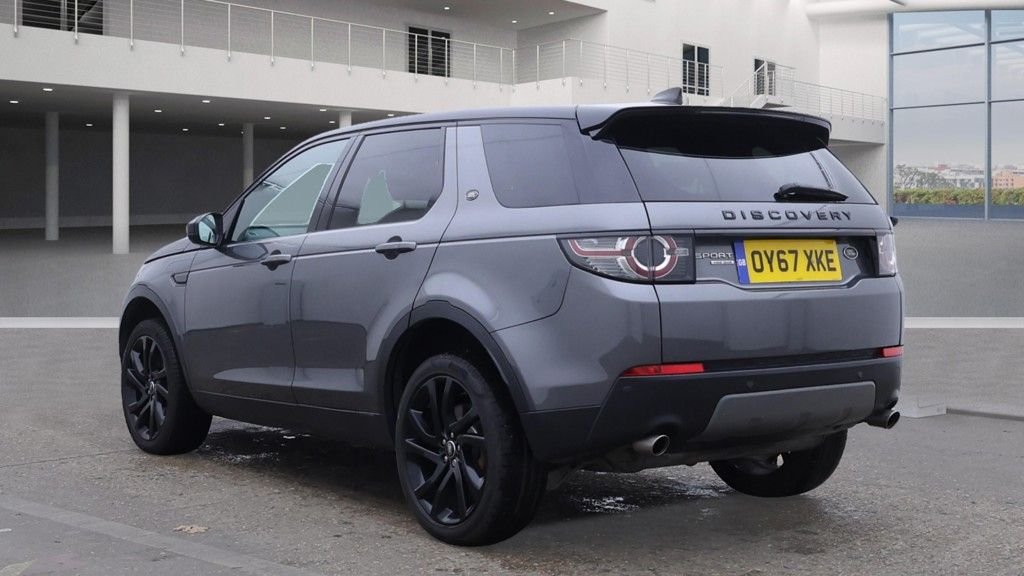 Used Land Rover Discovery Sport 2018 for sale - 76590875: Photo 3