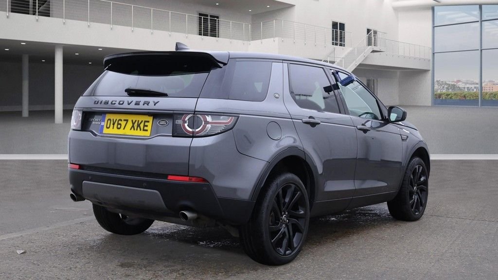 Used Land Rover Discovery Sport 2018 for sale - 76590875: Photo 4