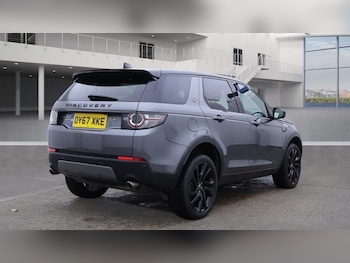 Used Land Rover Discovery Sport 2018 for sale - 76590875: Photo