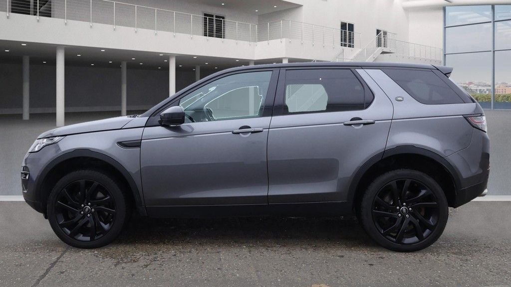 Used Land Rover Discovery Sport 2018 for sale - 76590875: Photo 6