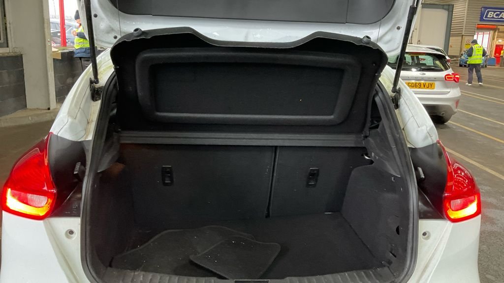 Used Ford Focus 2017 for sale - 77188766: Photo 8