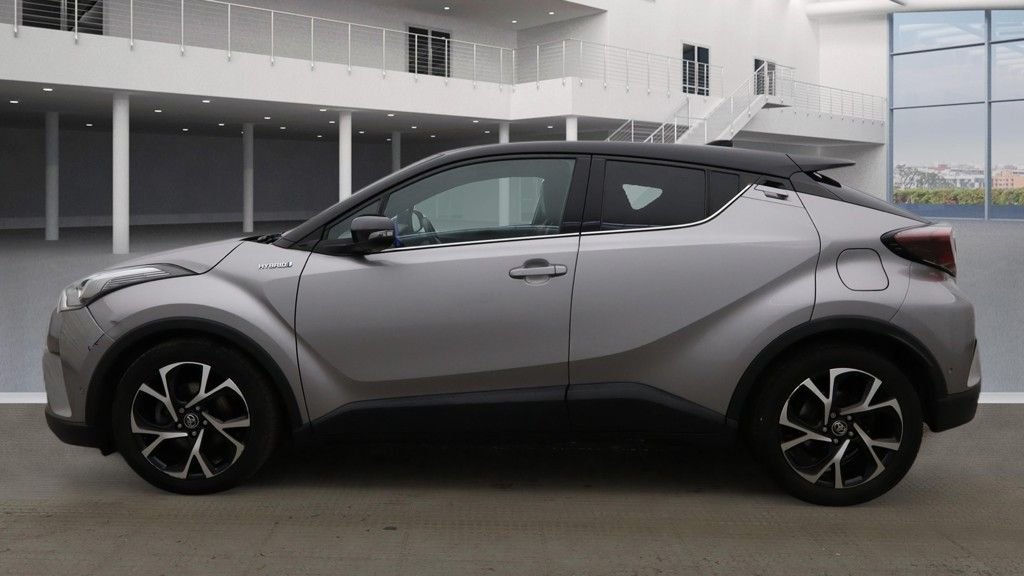 Used Toyota C-HR 2017 for sale - 77551756: Photo 18