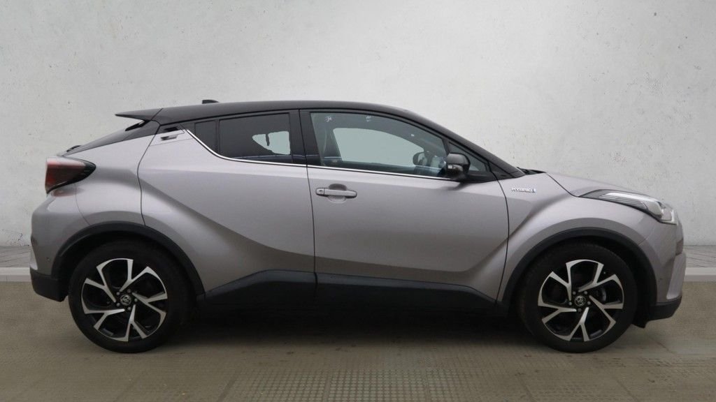 Used Toyota C-HR 2017 for sale - 77551756: Photo 5
