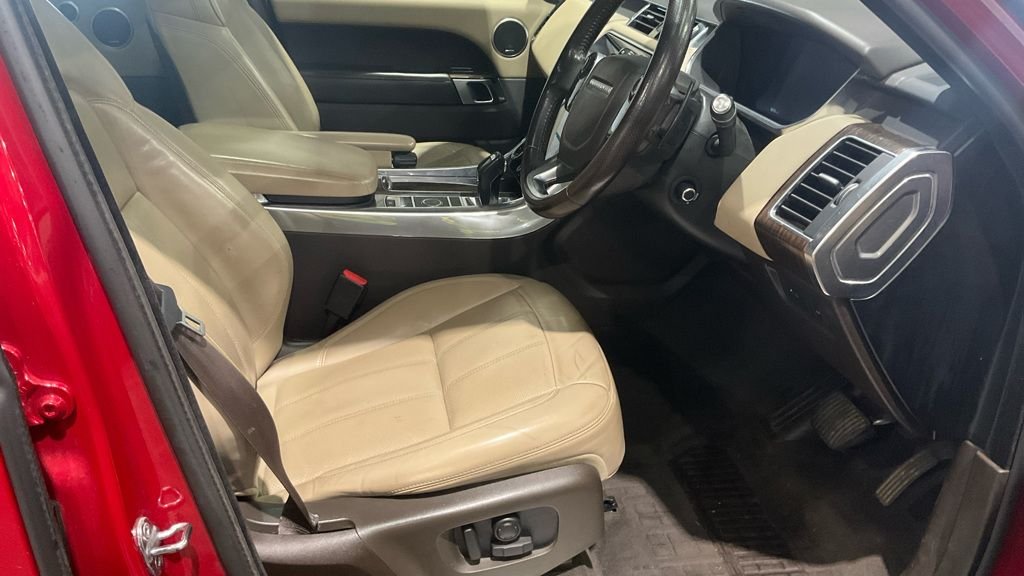 Used Land Rover Range Rover Sport 2019 for sale - 76132582: Photo 9