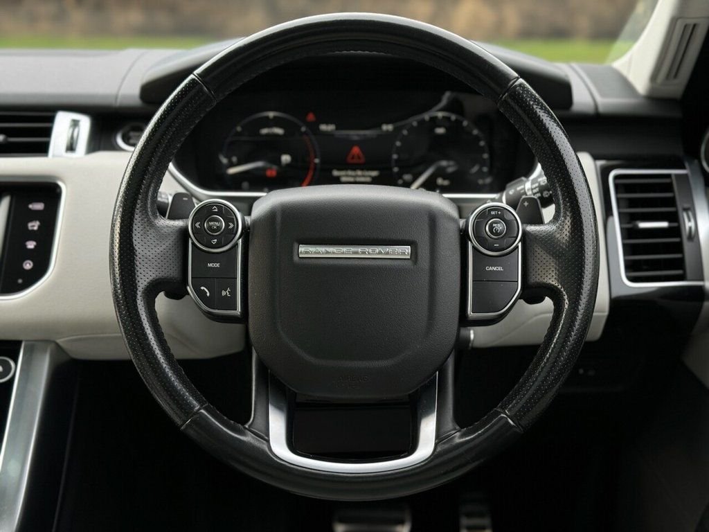 Used Land Rover Range Rover Sport 2016 for sale - 77936868: Photo 17