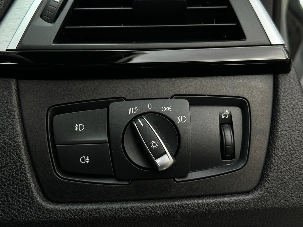 Used BMW 3 Series 2017 for sale - 76105728: Photo 21