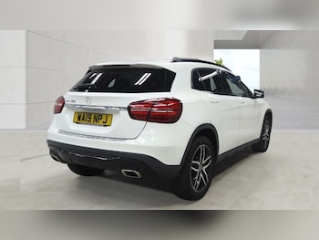 Used Mercedes-Benz GLA 2019 for sale - 78351148: Photo