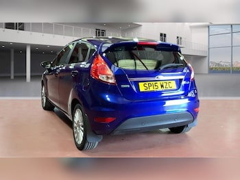 Used Ford Fiesta 2015 for sale - 77188632: Photo