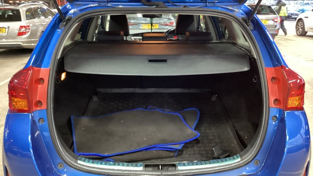 Used Toyota Auris 2015 for sale - 76953994: Photo 13