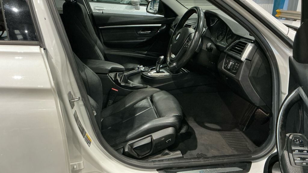 Used BMW 3 Series 2016 for sale - 76510021: Photo 15