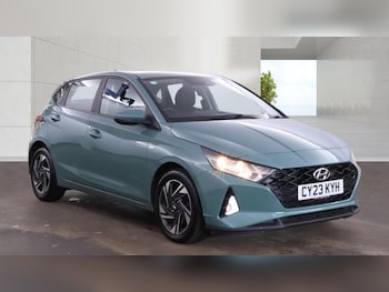 Used Hyundai i20 2023 for sale - 79510884: Photo