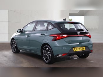 Used Hyundai i20 2023 for sale - 79510884: Photo