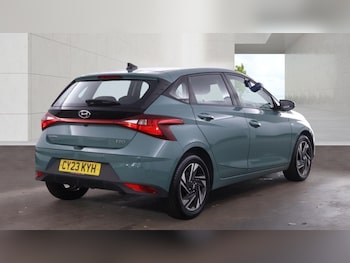 Used Hyundai i20 2023 for sale - 79510884: Photo