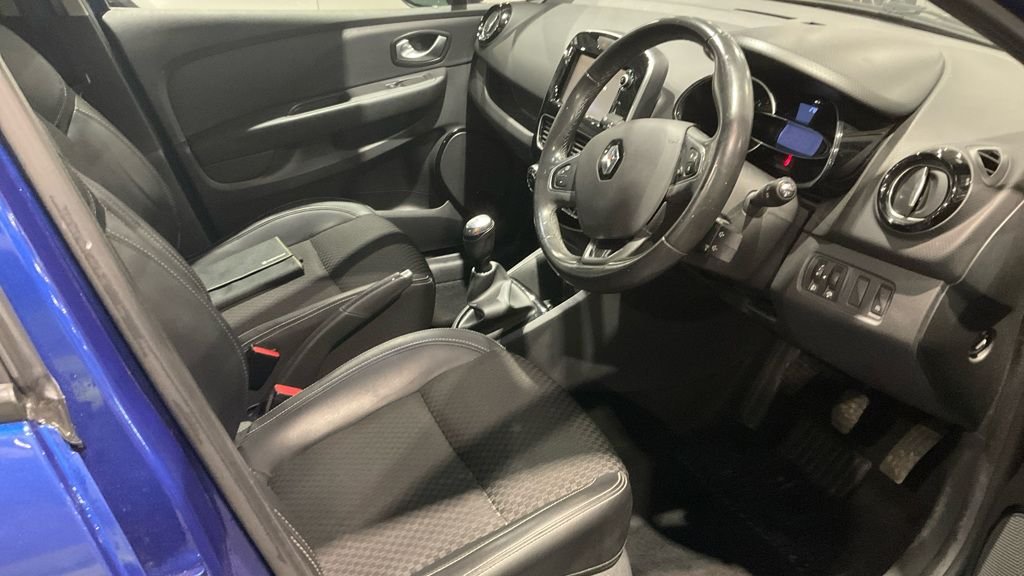 Used Renault Clio 2018 for sale - 77485014: Photo 10