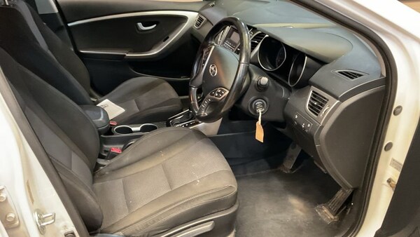 Used Hyundai i30 2014 for sale - 75548229: Photo 15
