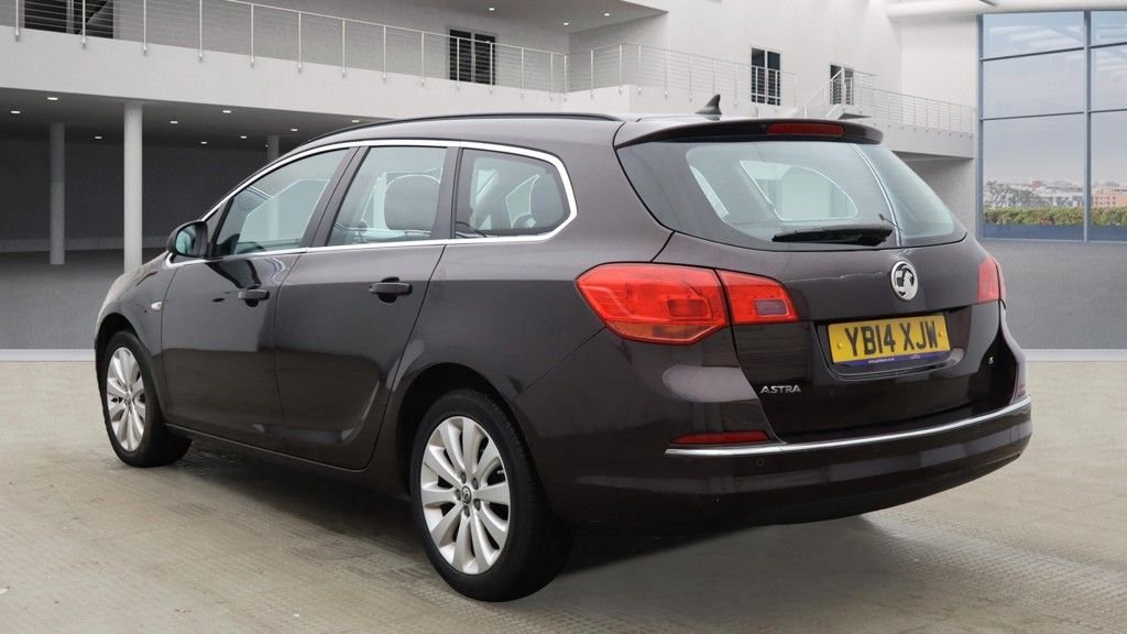 Used Vauxhall Astra 2014 for sale - 76582834: Photo 3
