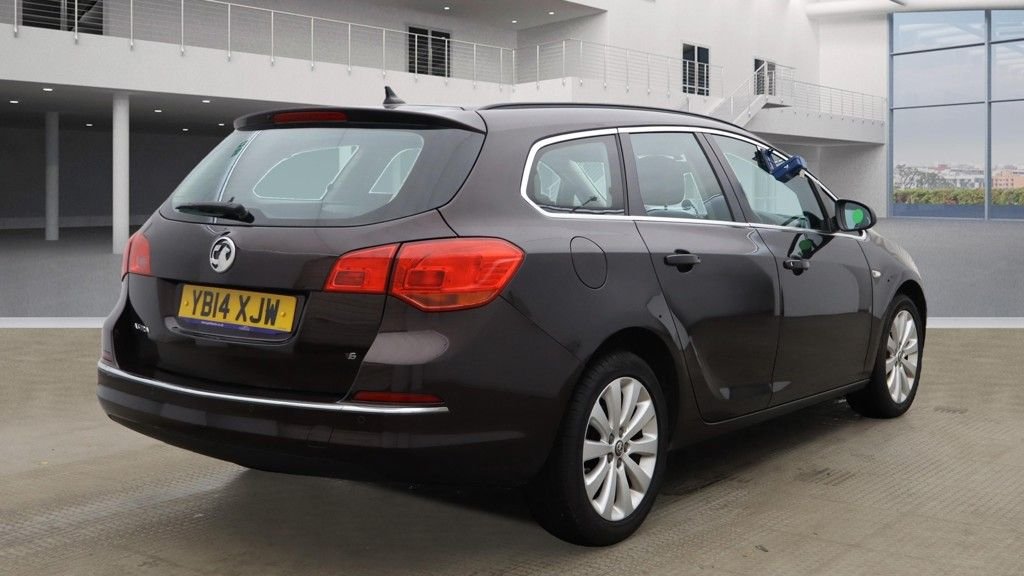 Used Vauxhall Astra 2014 for sale - 76582834: Photo 4