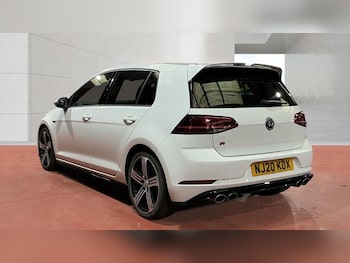 Used Volkswagen Golf 2020 for sale - 78351076: Photo