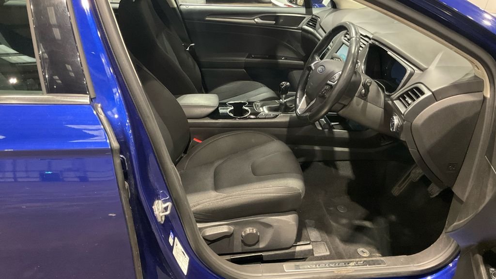 Used Ford Mondeo 2016 for sale - 76495916: Photo 9