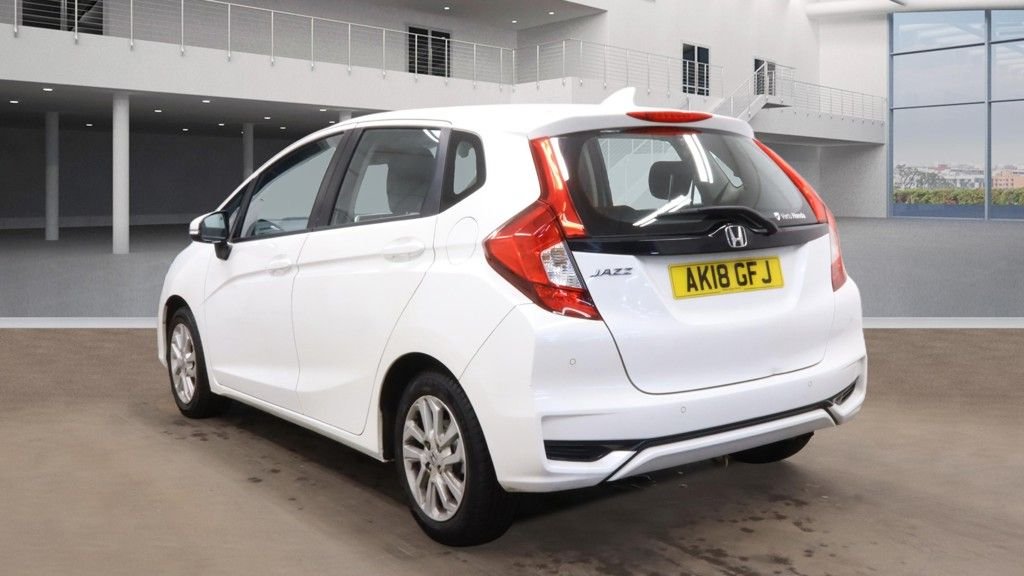 Used Honda Jazz 2018 for sale - 77941683: Photo 15