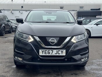 Used Nissan Qashqai 2017 for sale - 76099944: Photo 2