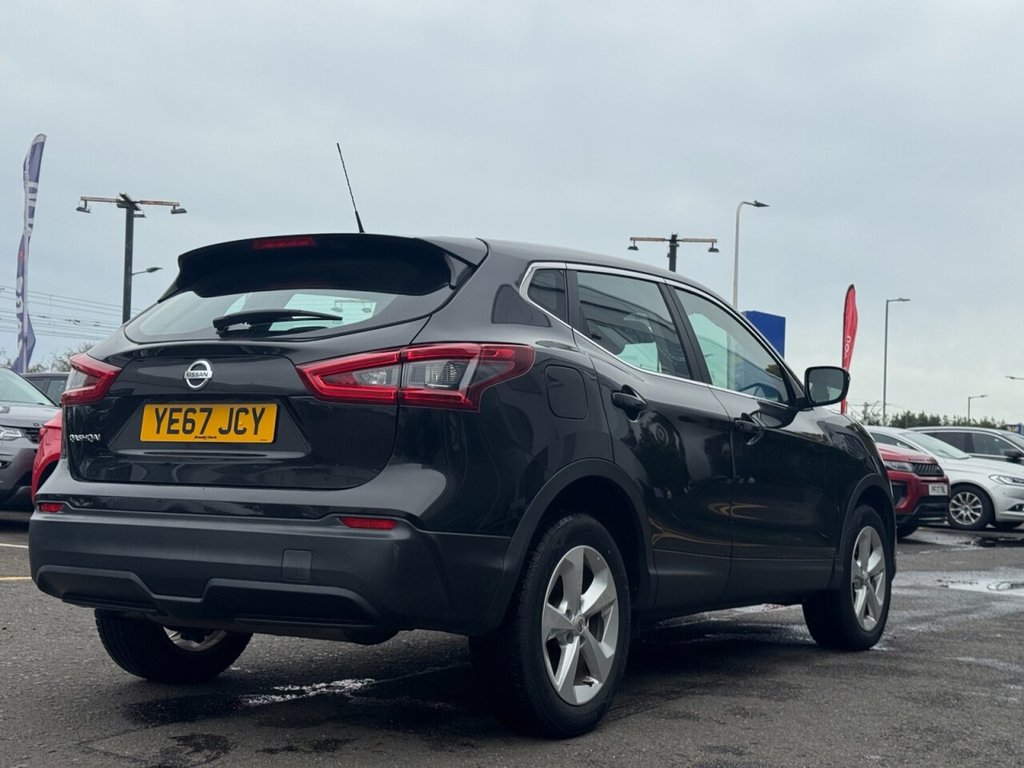 Used Nissan Qashqai 2017 for sale - 76099944: Photo 4