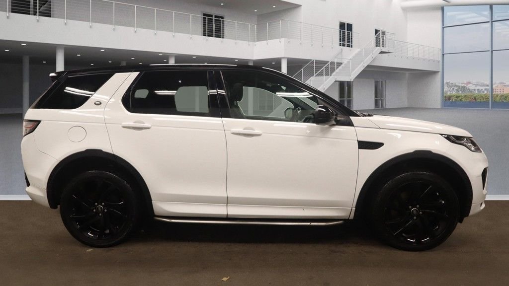 Used Land Rover Discovery Sport 2018 for sale - 76486984: Photo 5