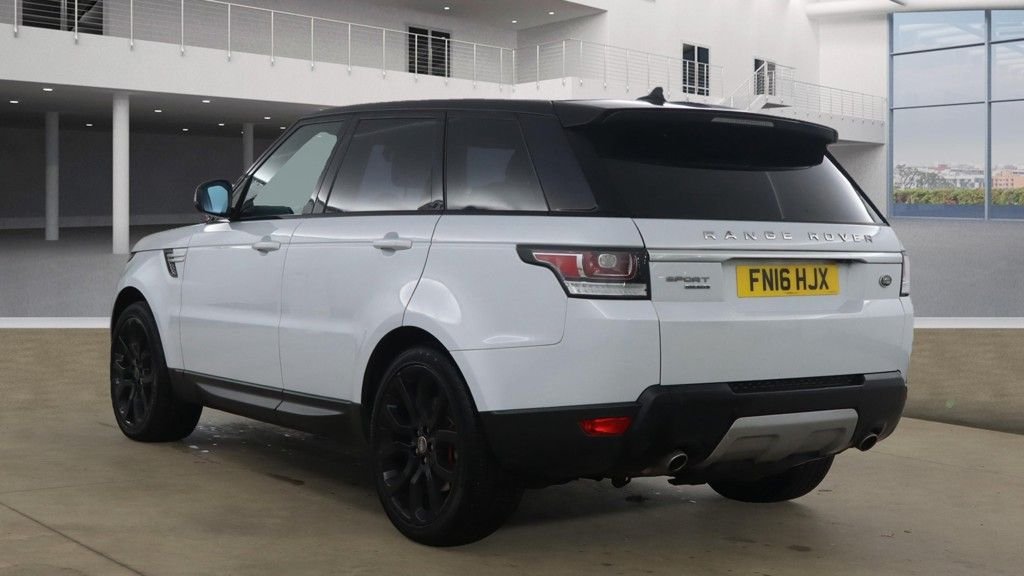 Used Land Rover Range Rover Sport 2016 for sale - 76439049: Photo 3