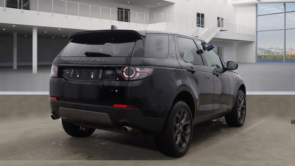 Used Land Rover Discovery Sport 2018 for sale - 76977447: Photo 16