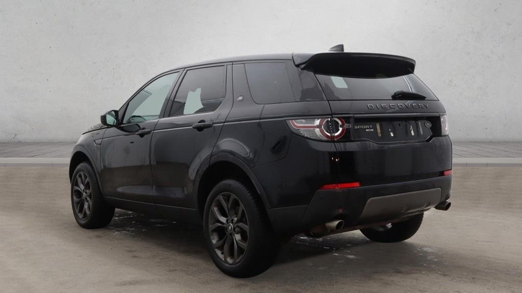 Used Land Rover Discovery Sport 2018 for sale - 76977447: Photo 3