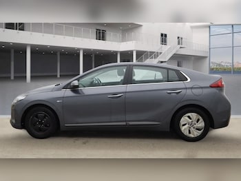 Used Hyundai IONIQ 2017 for sale - 75998049: Photo 2
