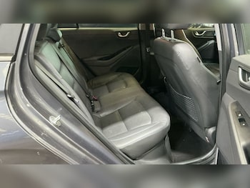 Used Hyundai IONIQ 2017 for sale - 75998049: Photo 4