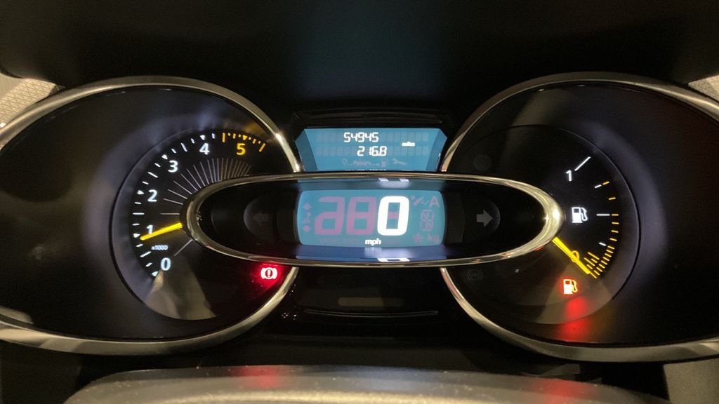 Used Renault Clio 2014 for sale - 76496038: Photo 10