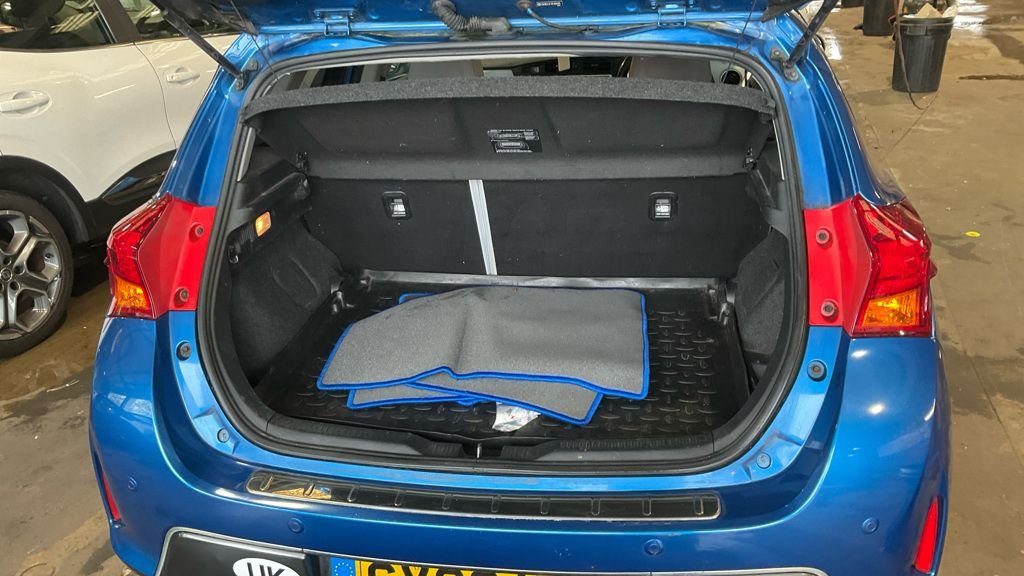 Used Toyota Auris 2014 for sale - 76486991: Photo 7