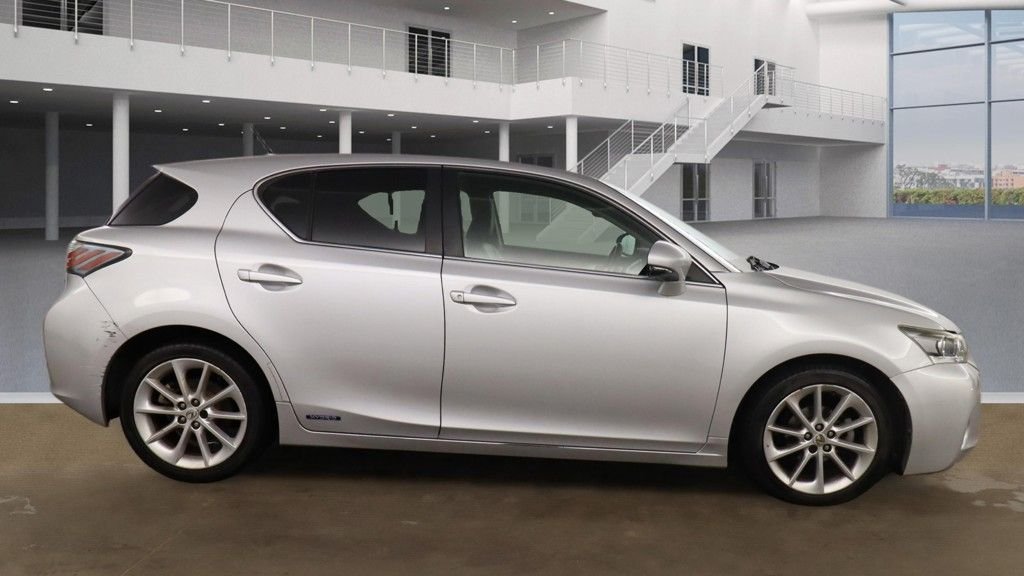 Used Lexus CT 2012 for sale - 77048945: Photo 6