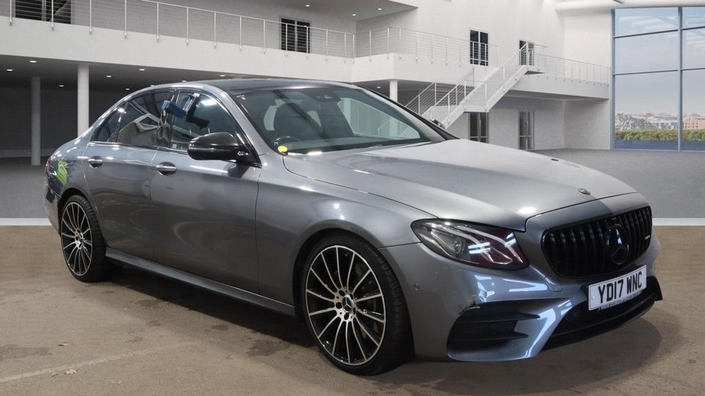 Used Mercedes-Benz E Class 2017 for sale - 76430390: Photo 1
