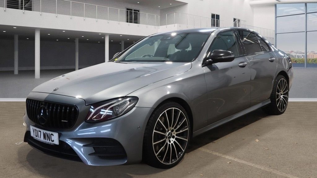 Used Mercedes-Benz E Class 2017 for sale - 76430390: Photo 2