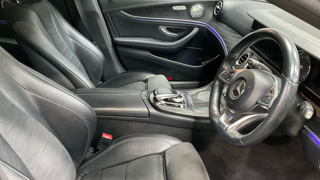 Used Mercedes-Benz E Class 2017 for sale - 76430390: Photo 8