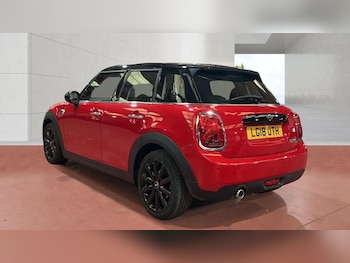 Used MINI Hatch 2018 for sale - 78474633: Photo