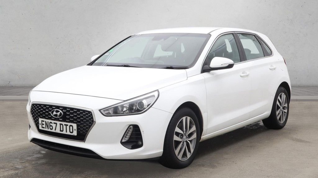 Used Hyundai i30 2018 for sale - 77239375: Photo 2