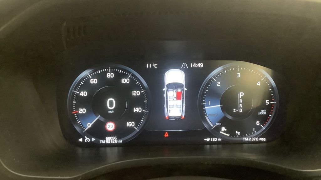 Used Volvo XC60 2018 for sale - 76632287: Photo 10